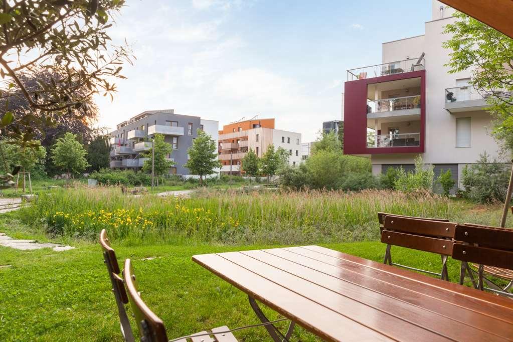 The Originals City, Hotel Le Forum, Strasbourg Nord Шильтигхейм Экстерьер фото