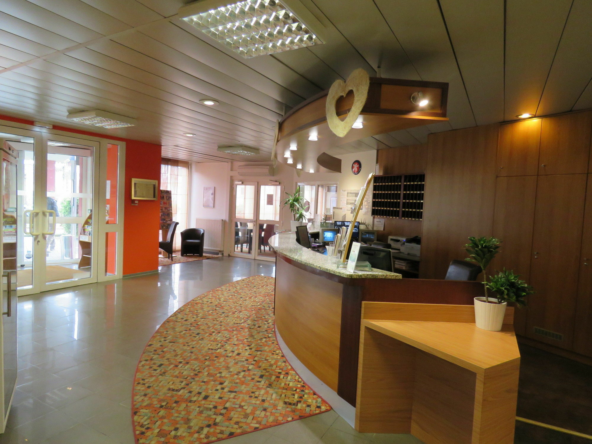 The Originals City, Hotel Le Forum, Strasbourg Nord Шильтигхейм Экстерьер фото