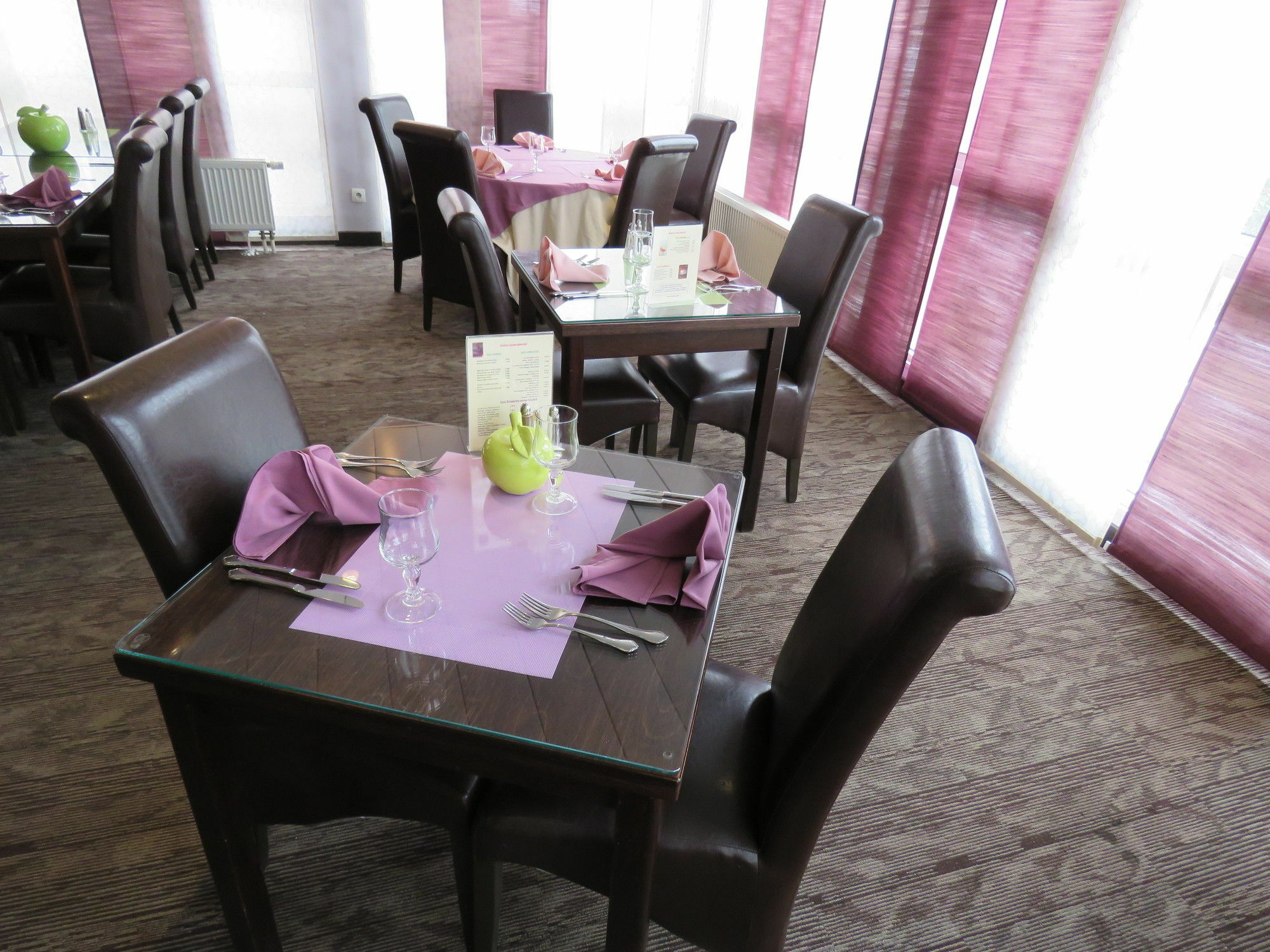 The Originals City, Hotel Le Forum, Strasbourg Nord Шильтигхейм Экстерьер фото